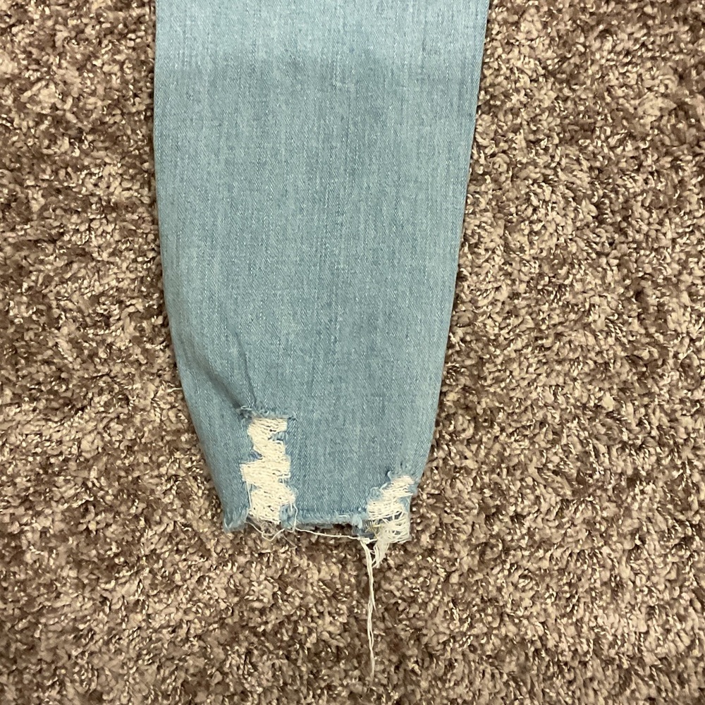 Uniqlo Blue Ankle Cropped Jeans with Distressed Details, Size 24 - Picture 8 of 9